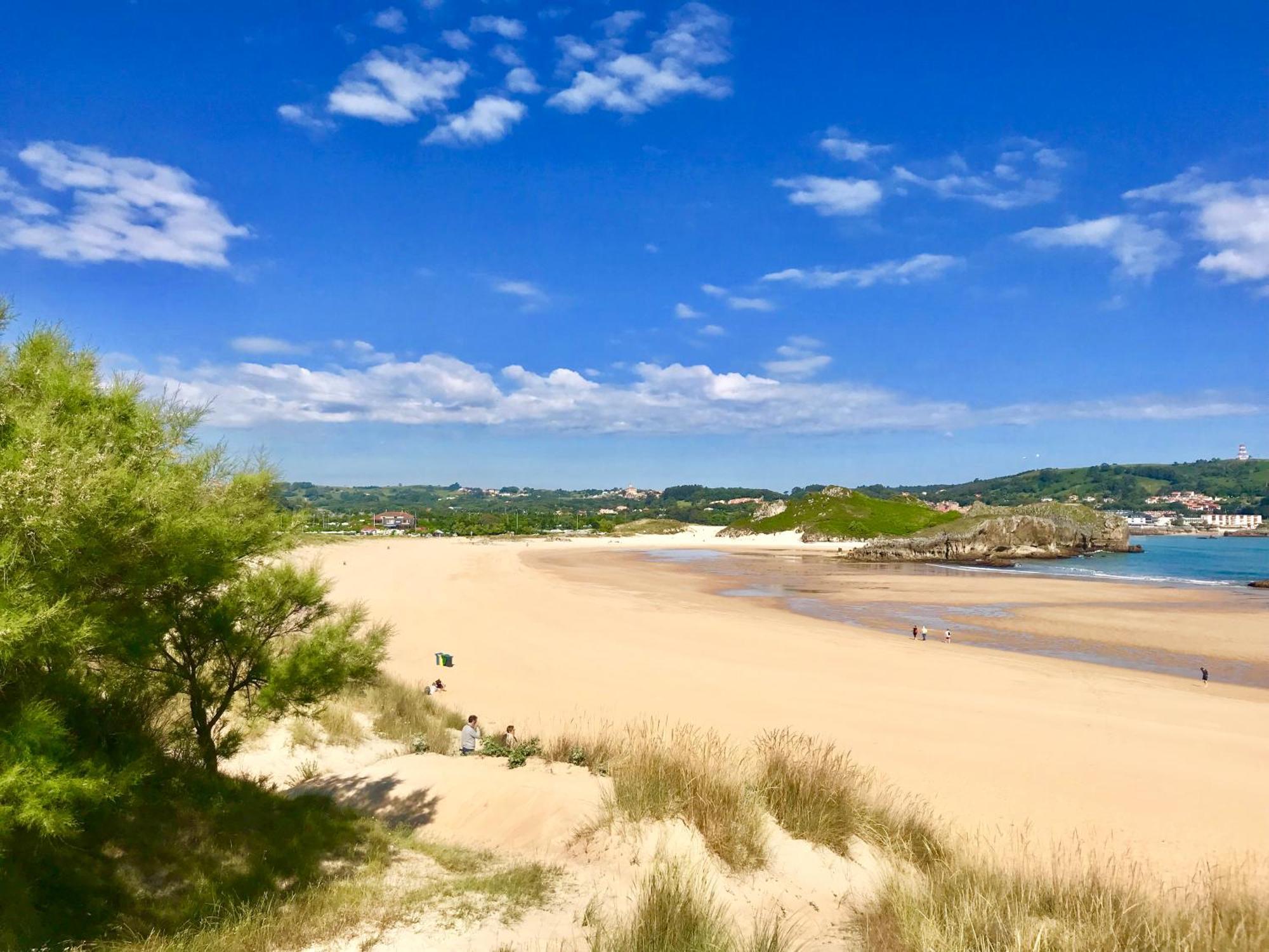 Apartamento Plaza De La Villa Playa Trengandin Noja Eksteriør bilde