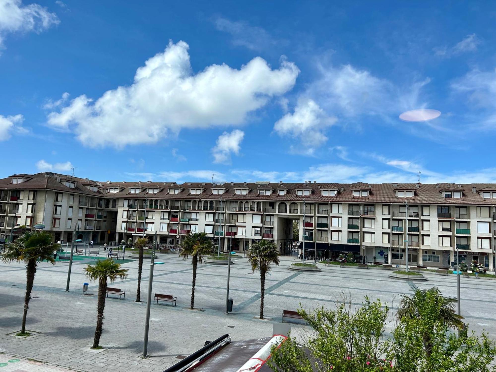Apartamento Plaza De La Villa Playa Trengandin Noja Eksteriør bilde